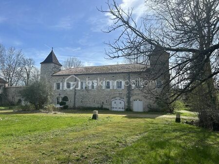 vente moulin 16 pièces 897 m²