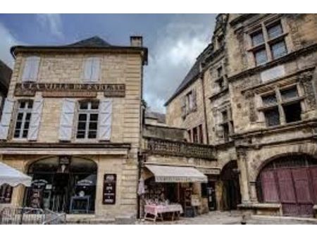 local commercial - emplacement n°1 - centre ville - sarlat