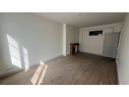 appartement f4 renové a neuf