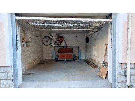 garage fermé sécurisé