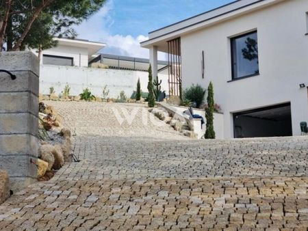 villa 5 pièces 120 m²