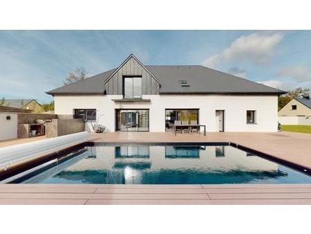 vente maison piscine à granville (50400) : à vendre piscine / 300m² granville