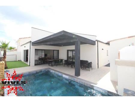 villa t4 de 2021 avec garage et piscine