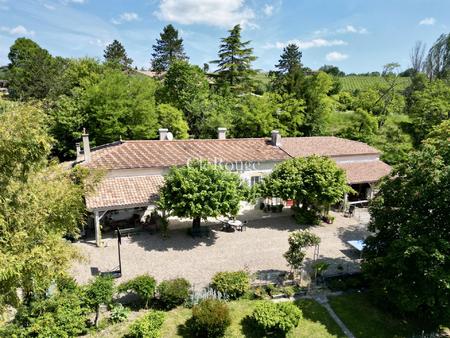 charmante longère du xixe siècle avec piscine et dépendance - lot-et-garonne