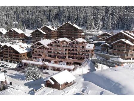 ski in and out sur plan appartements de luxe de 5 chambres à vendre à méribel avec une vue