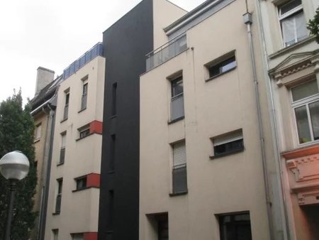 à louer appartement 45 m² – 1 200 € |esch-sur-alzette