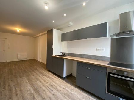location appartement  m² t-3 à montauban  680 €
