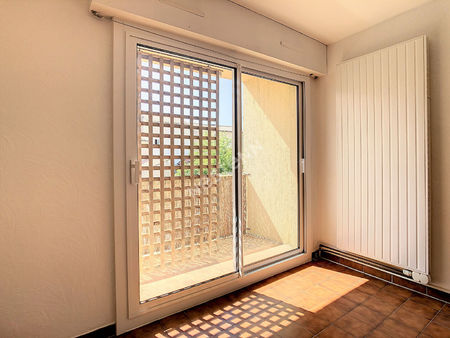 a louer - studio montelimar - avec balcon - 1 pièce 38.48 m2