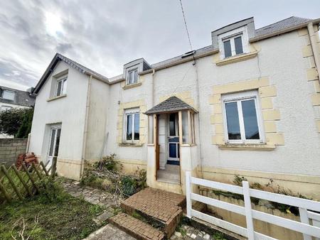 vente maison à cherbourg-en-cotentin (50100) : à vendre / 100m² cherbourg-en-cotentin