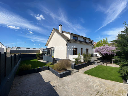 grande maison familiale de 6 chambres avec jardin. a visiter sans tarder  rare dans le sec