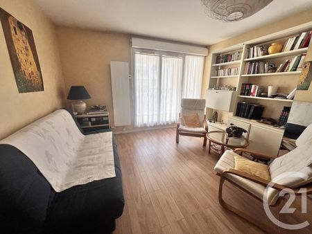 appartement f4 à vendre - 4 pièces - 75 56 m2 - la plaine st denis - 93 - ile-de-france