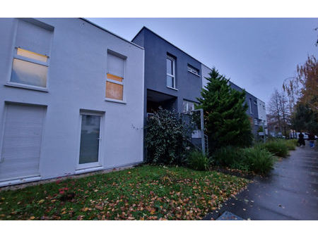 vente appartement 4 pièces 67 m² villeneuve-d'ascq (59650)