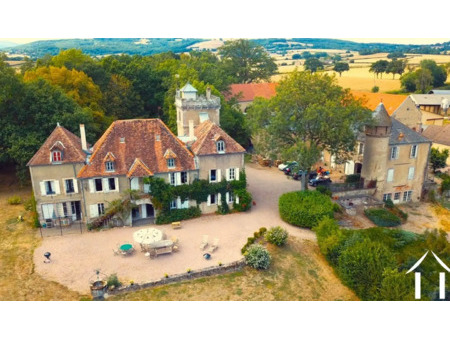 château en vente à laizy : belle maison de campagne située dans la vallée bucolique de l'a
