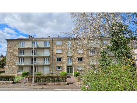 evreux centre ville appartement f4 avec balcon