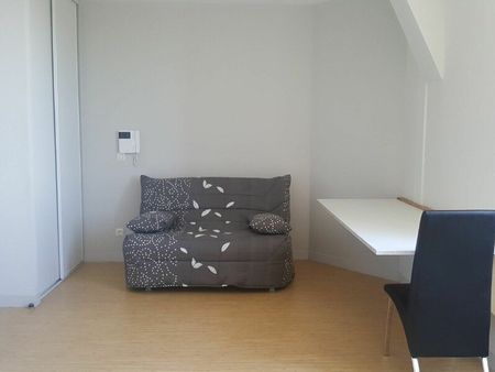 location appartement  25.02 m² t-1 à la souterraine  365 €