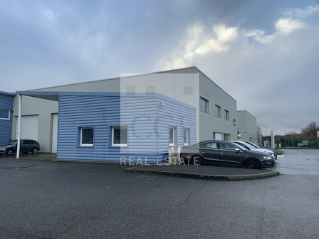 location d'entrepôt de 619 m² à béligneux - 01360