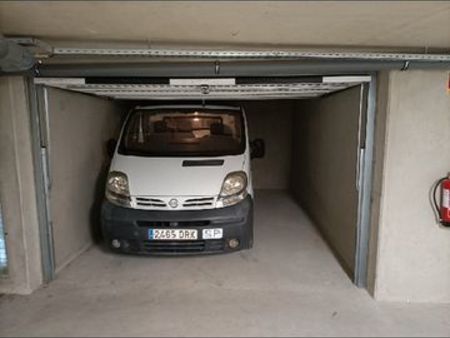 location garage chasselay centre immeuble octave