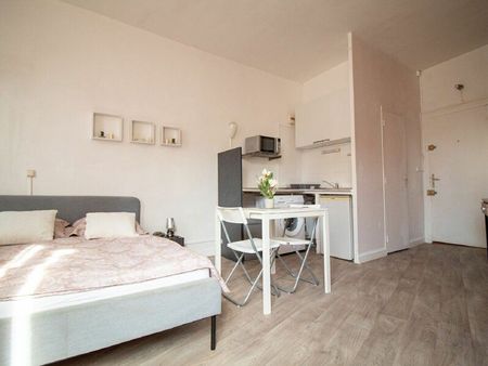 location appartement  21.58 m² t-1 à toulouse  580 €