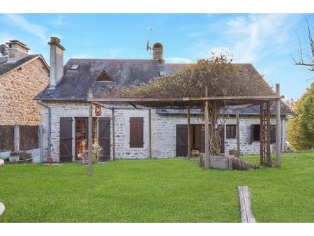 correze. treignac. maison en pierre avec 3 chambres  garage  dé