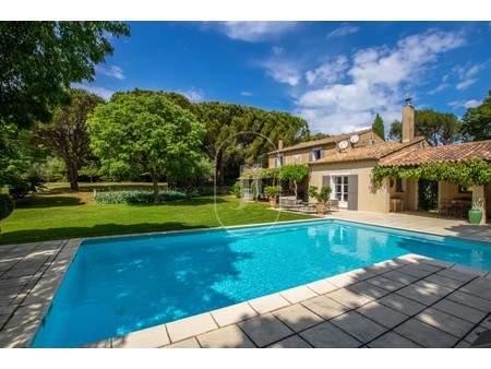 maison de luxe à vendre à châteauneuf-du-pape