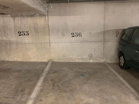 emplacement de parking sécurisé
