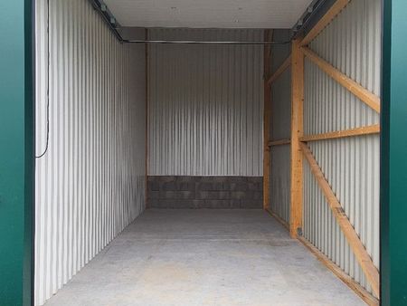 box / garage 28m2 hauteur 3.5m