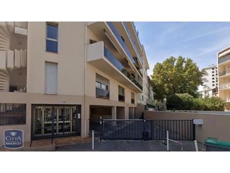 location local commercial toulon (83)  800€