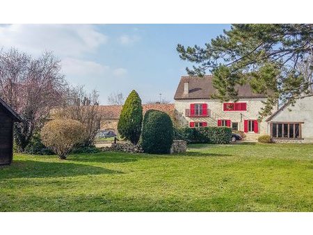 vente maison 8 pièces 180 m²