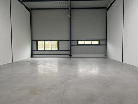 location d'entrepôt de 335 m² à bussy-saint-martin - 77600