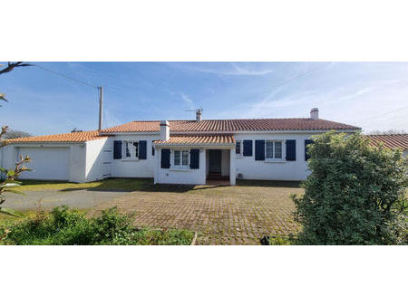 vente maison à beauvoir-sur-mer (85230) : à vendre / 131m² beauvoir-sur-mer