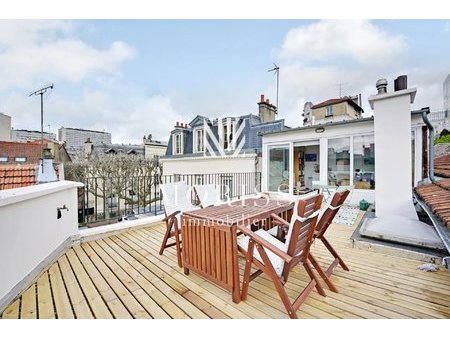 solidarité-carnot - maison de maître de 180 37 m2 avec terrasse de 28 05 m2 et garage.