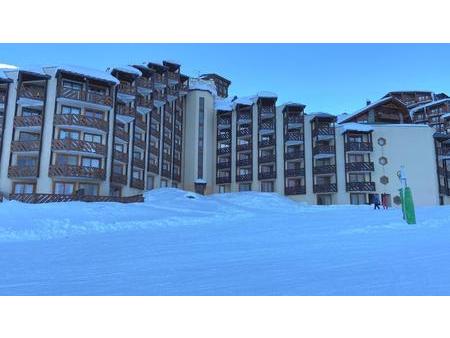appartement de 3 chambres ski in and out  à vendre à val thorens avec un grand potentiel..