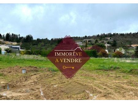 terrain 711 m² vinzieux