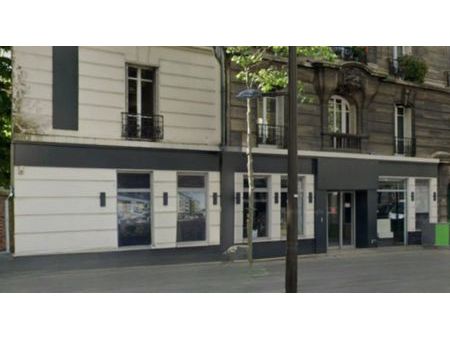 local commercial 142 m²