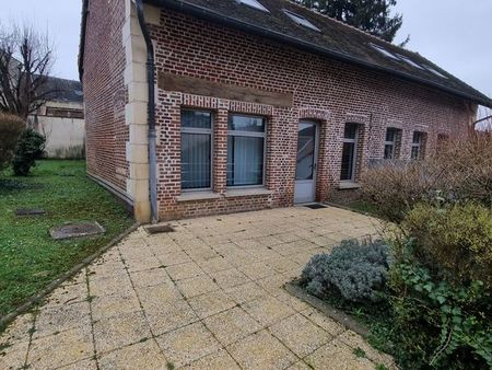 local commercial 110 m² laon