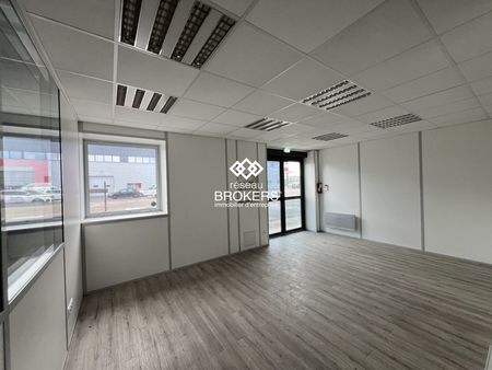 bureaux 293 m² dagneux