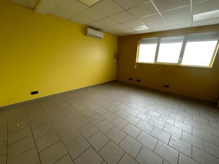 local commercial 24 m²
