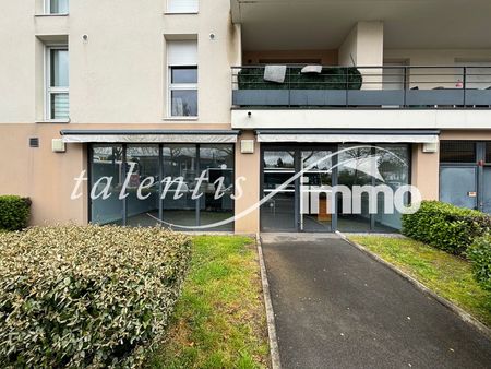 local commercial 62 m² nantes