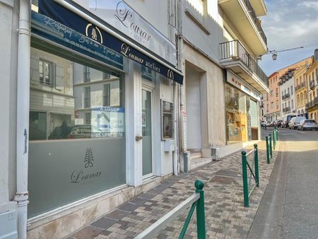 local commercial 45 m²