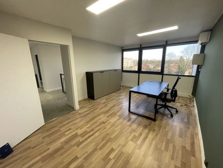 bureaux 53 m² pau