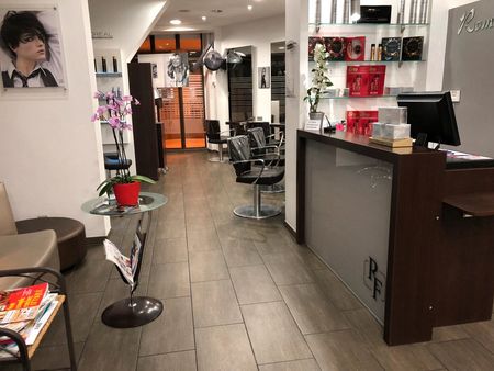 salon de coiffure à vendre cergy 100 m2