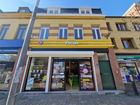 local commercial 256m²