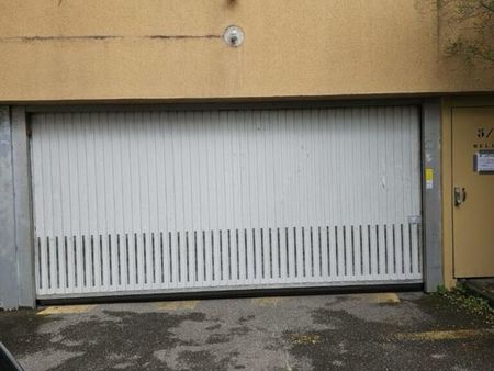 location garage individuel sécurisé