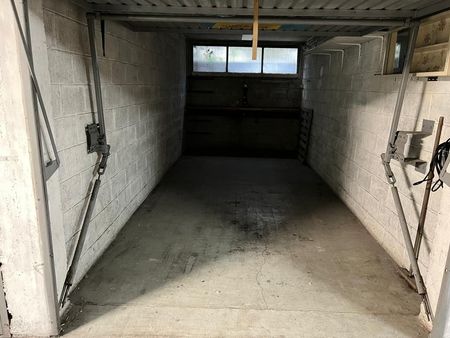 location garage / box centre montmorency