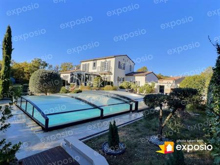 magnifique villa de 200m2 habitable avec piscine sans vis à vis !!