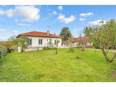 à vendre  maison d'environ 141 17 m²  7 pièces à labastide-saint-pierre (82370).