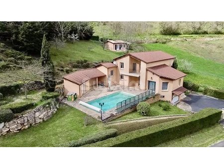 villa familiale - vue panoramique sur le beaujolais