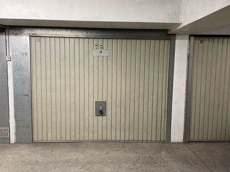 location garage box vence