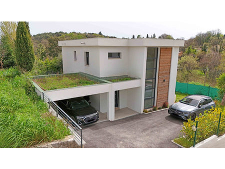 exclusivité - villa contemporaine de 120 m2 située dans un q