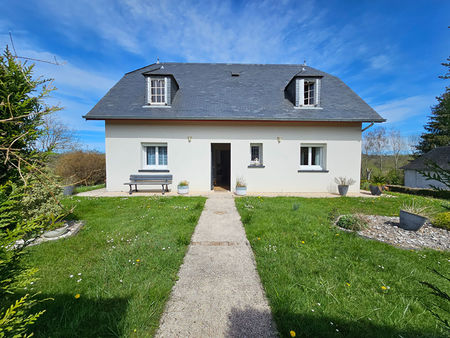 aux portes de la vallée d'ossau  maison familiale